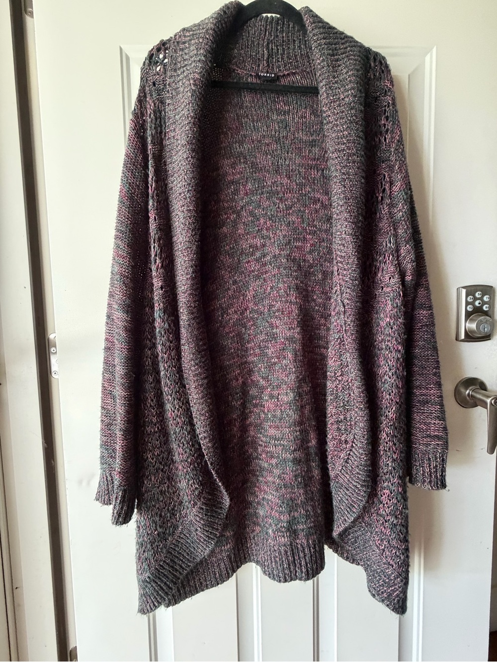 Torrid Size 3 Cozy Open-Front Women's Cardigan Sweater in Heathered Gray-Pink